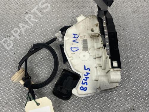 Used Front right lock VW GOLF VI (5K1) 1.6 TDI (105 hp) 24096634