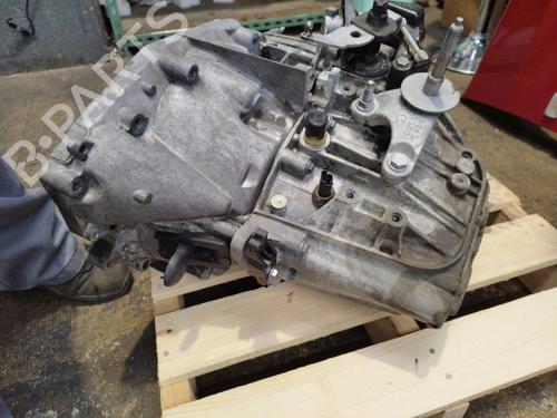 Used Gearbox PEUGEOT 5008 (0U_, 0E_) 2.0 HDi 136 / BlueHDi 136 (136 hp) 24093554