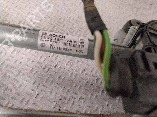 Used Front wiper motor VW UP! (121, 122, BL1, BL2, BL3, 123) 1.0 (75 hp) 29739583