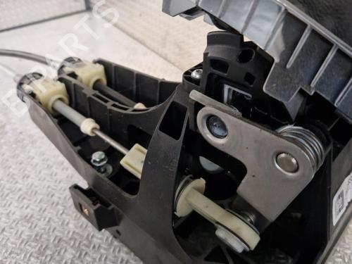 Gearknop OPEL ASTRA J (P10) 1.4 Turbo (68) (120 hp) 24089448