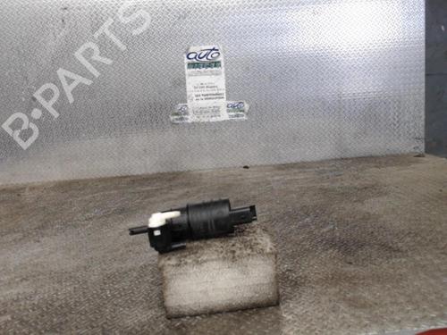 Used Washer pump RENAULT CLIO II (BB_, CB_) 1.5 dCi (B/CB07) (65 hp) 24083567
