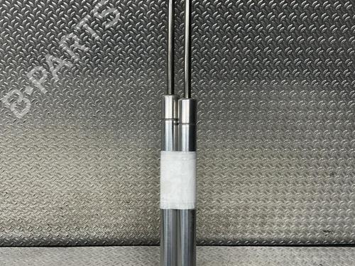 tailgate-lift-support-vw-golf-iv-1j1-1997-1998-1999-2000-2001-2002-2003-2004-2005-2006-2007-2008-29985699 main image