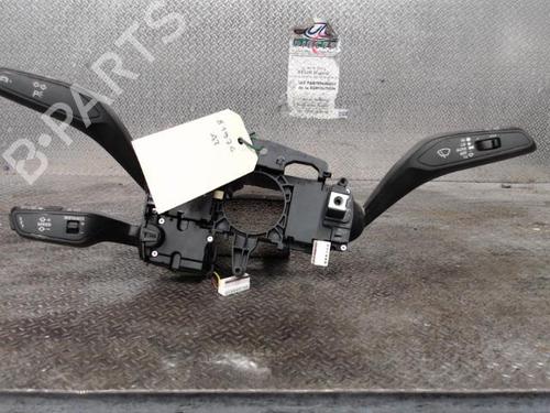 switch-audi-a3-sportback-8ya-8yf-2019-30740246 main image
