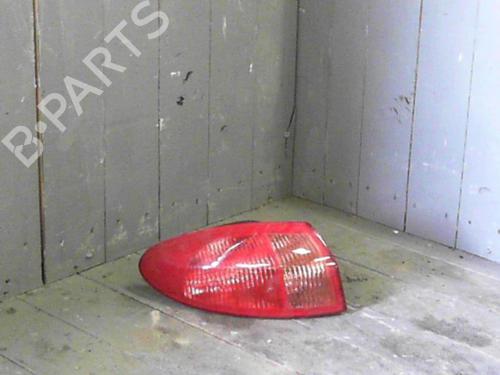 Used Left taillight ALFA ROMEO 147 (937_) 1.9 JTD (937.AXF1A, 937.BXF1A) (101 hp) 24063399