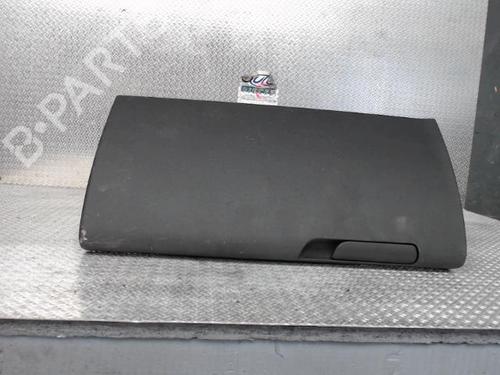 Used Glove box Glove box CITROËN C5 III (RD_) 2.0 HDi 180 (RDAHWT) (181 hp) 24091078 24091078