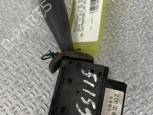 Used Steering column stalk PEUGEOT 306 Hatchback (7A, 7C, N3, N5) 2.0 HDI 90 (90 hp) 24094821