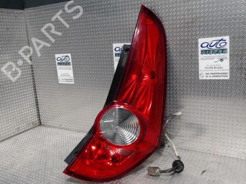 Used Right taillight OPEL AGILA (B) (H08) 1.3 CDTI (F68) (75 hp) 24075404