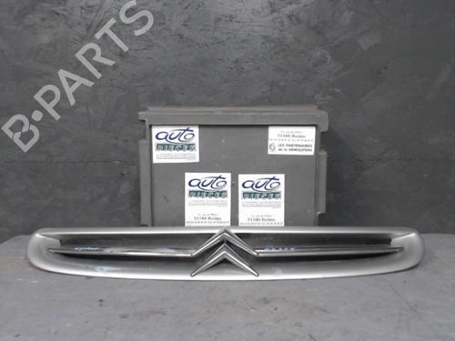 Used Grille CITROËN XSARA PICASSO (N68) 2.0 HDi (90 hp) 24069833