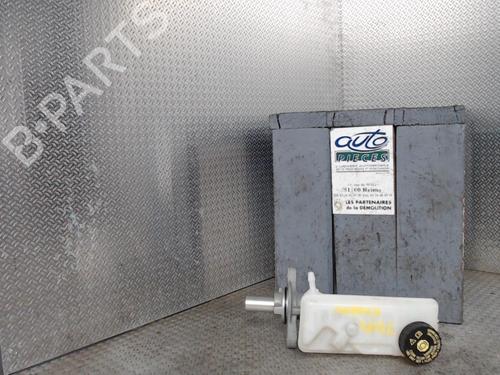 Used Brake master cylinder Brake master cylinder RENAULT KANGOO / GRAND KANGOO II (KW0/1_) 1.5 dCi 90 (KW05, KW08, KW0G, KW11) (90 hp) 37596096 37596096