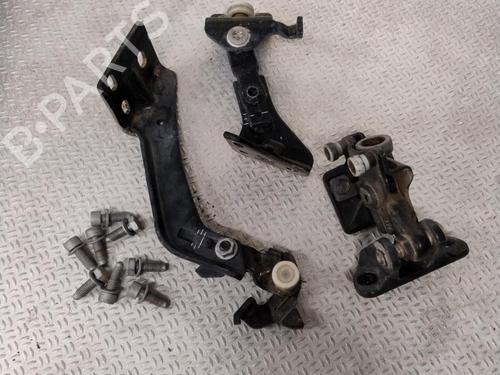 Used Hinge/Door check strap Hinge/Door check strap 39231133 39231133