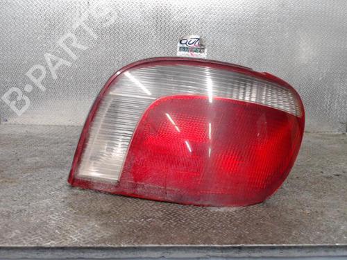 Used Right taillight TOYOTA YARIS (_P1_) 1.0 (SCP10_, SCP10R) (68 hp) 24087287