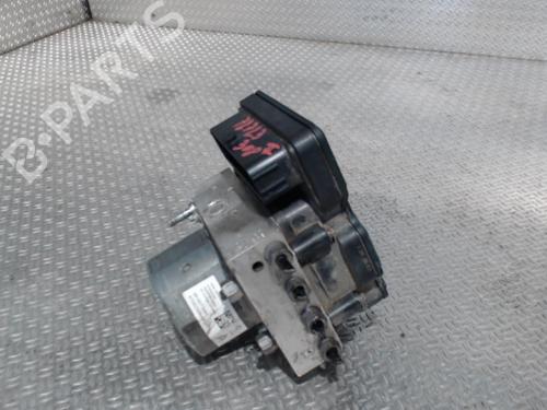 Used ABS pump ABS pump PEUGEOT 308 SW II (LC_, LJ_, LR_, LX_, L4_) 1.6 HDi / BlueHDi 115 (LCBHXM, LCBHXT) (115 hp) 30483585 30483585