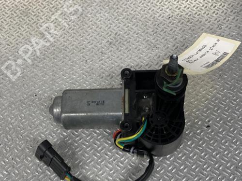 Used Front wiper motor Front wiper motor 37226237 37226237