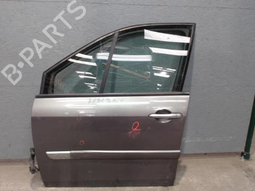Used Left front door RENAULT SCÉNIC II (JM0/1_) [2003-2010]  24073349