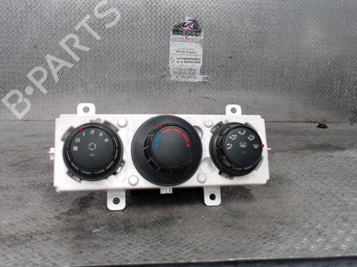 Used Climate control RENAULT MASTER III Bus (JV) 2.3 dCi 125 FWD (JV0C, JV0D, JV0H, JV0G, JV0J) (125 hp) 24096464