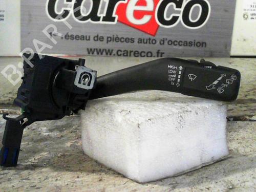 Used Steering column stalk SEAT LEON (1P1) 1.9 TDI (105 hp) 24066373