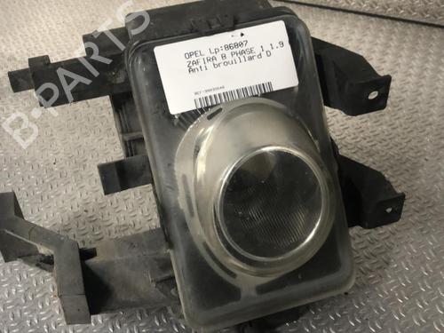 Used Right front fog light Right front fog light OPEL ZAFIRA / ZAFIRA FAMILY B (A05) 1.9 CDTI (M75) (120 hp) 24067040 24067040