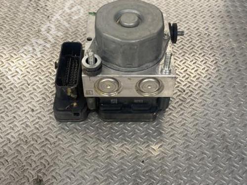 ABS pump DACIA SANDERO II 1.5 Blue dCi 95 (B8JL) | BP30484487M43 - Image 3