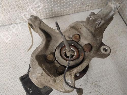 Used Left front steering knuckle Left front steering knuckle RENAULT LAGUNA III Grandtour (KT0/1) 2.0 dCi (KT07, KT0J, KT14, KT1A, KT1S) (131 hp) 31819518 31819518