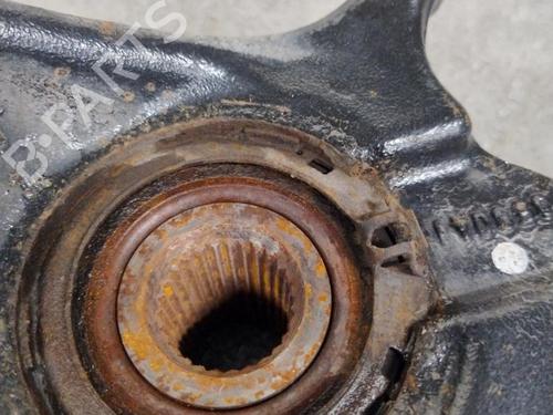 Used Right front steering knuckle Right front steering knuckle RENAULT TRAFIC II Van (FL) 2.0 dCi 115 (FL01, FL0U, FL00, FL0H, FL0M) (114 hp) 32768166 32768166