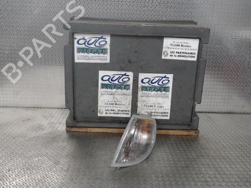 Used Left front indicator Left front indicator CITROËN SAXO (S0, S1) 1.1 X, SX (60 hp) 24071945 24071945
