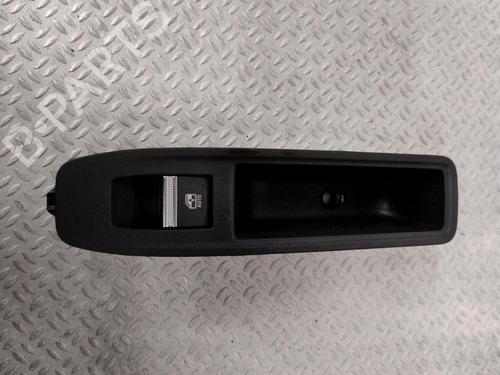 Used Left rear window switch Left rear window switch RENAULT CAPTUR II (HF_) E-TECH 145 (HFMU) (143 hp) 28685261 28685261
