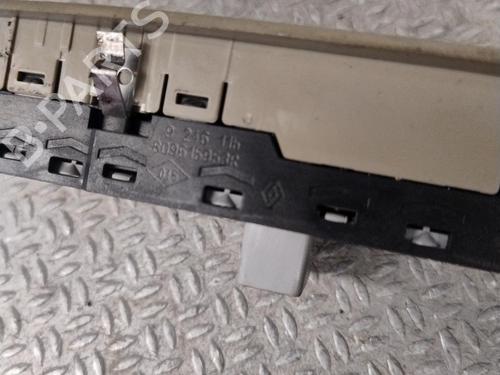 Used Left front window switch Left front window switch RENAULT SCÉNIC III (JZ0/1_) 1.9 dCi (JZ0J, JZ1J, JZ1K, JZ1S) (131 hp) 34709738 34709738