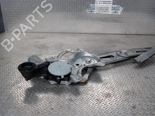 Vindusheismekanisme høyre foran TOYOTA YARIS (_P9_) 1.4 D-4D (NLP90_, NLP90R) (90 hp) 24076188