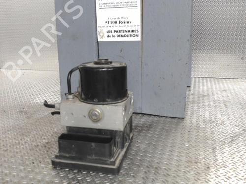 Used ABS pump ABS pump OPEL ZAFIRA / ZAFIRA FAMILY B (A05) 1.9 CDTI (M75) (100 hp) 30483370 30483370