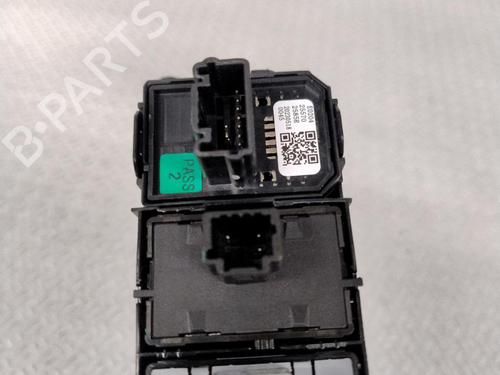 mirror-switch-dacia-spring-2020-29644473 main image