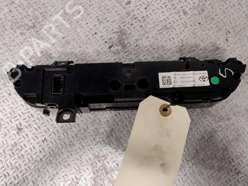 Used Climate control Climate control TOYOTA C-HR (_X1_) 1.8 Hybrid (ZYX10_, ZYX11_, ZYX10R, ZYX11R) (122 hp) 26450084 26450084