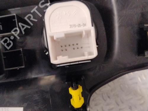 Mirror switch CITROËN C3 III (SX) 1.5 BlueHDi 100 (SXYHYP, SXYHTU) | BP25704133I25 