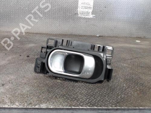 Used Front right interior door handle Front right interior door handle CITROËN C4 CACTUS 1.6 BlueHDi 100 (99 hp) 24089963 24089963