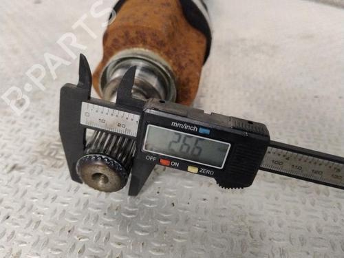 Used Left front driveshaft NISSAN PULSAR Hatchback (C13) 1.5 dCi (110 hp) 25703549