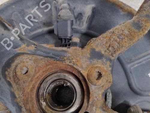 Used Right front steering knuckle Right front steering knuckle VW GOLF VI (5K1) 2.0 TDI (110 hp) 36462677 36462677