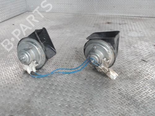 Used Horn Horn CITROËN C5 III (RD_) 2.0 HDi 150 / BlueHDi 150 (RDRHEA, RDRHE8, RDAHRM,... (150 hp) 24072668 24072668