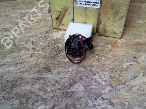 Used Heater resistor Heater resistor RENAULT KANGOO Express (FC0/1_) 1.9 dTi (FC0U) (80 hp) 24067093 24067093