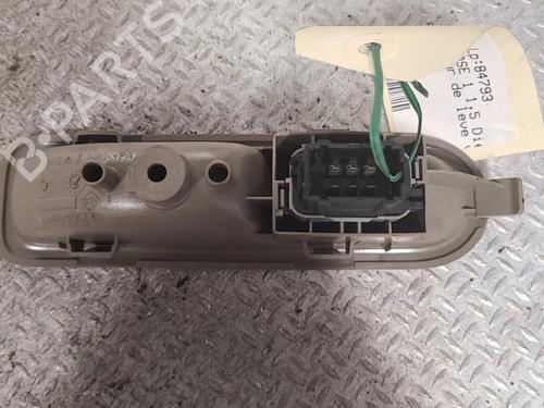 Used Left rear window switch Left rear window switch RENAULT CLIO III (BR0/1, CR0/1) 1.5 dCi (BR17, CR17) (86 hp) 24098452 24098452