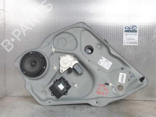 Used Rear right window mechanism Rear right window mechanism MERCEDES-BENZ B-CLASS Sports Tourer (W245) B 180 CDI (245.207) (109 hp) 24072951 24072951