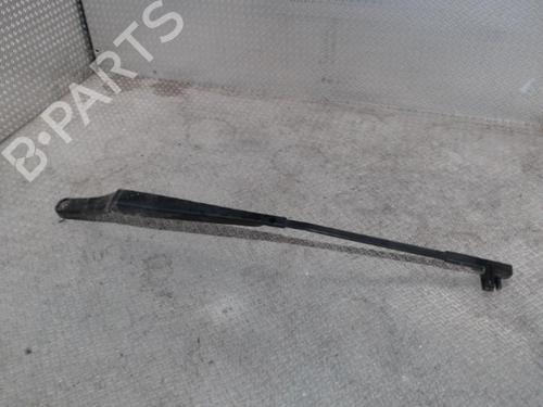 Used Front windshield wiper arm VW TOURAN (1T1, 1T2) 2.0 TDI 16V (140 hp) 24085355