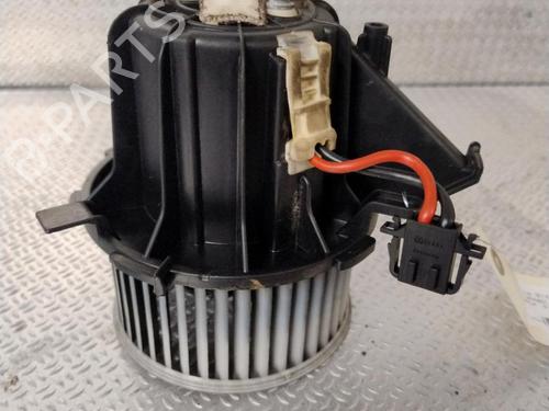 heater-blower-motor-audi-a4-b8-avant-8k5-2007-2008-2009-2010-2011-2012-2013-2014-2015-2016-2017-24919400 main image