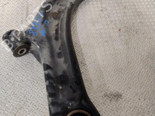 Used Right front suspension arm RENAULT CLIO III (BR0/1, CR0/1) 1.5 dCi (BR17, CR17) (86 hp) 30366108