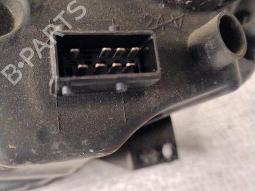 Used Right headlight Right headlight PEUGEOT 1007 (KM_) 1.4 (75 hp) 26514269 26514269