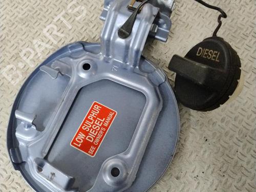 Used Fuel flap TOYOTA VERSO S (_P12_) 1.4 D4-D (NLP121_, NLP121R) (90 hp) 25012944