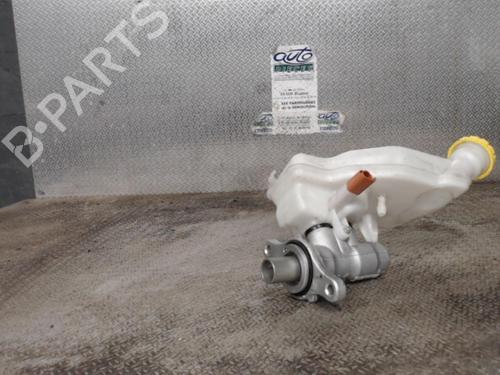 Used Brake master cylinder PEUGEOT 208 I (CA_, CC_) 1.5 BlueHDI 100 (102 hp) 24083641