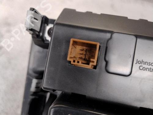 Used Display monitor CITROËN C4 II (NC_) 1.6 HDi 90 (92 hp) 26700940
