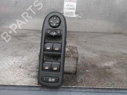 Used Left front window switch CITROËN C5 III (RD_) 1.6 HDi 110 (RD9HZC) (109 hp) 24088563