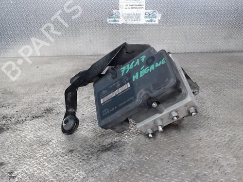 Used ABS pump ABS pump RENAULT MEGANE III Coupe (DZ0/1_) 1.6 16V (DZ0U, DZ1B, DZ1H) (110 hp) 30483732 30483732