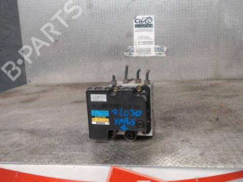 Used ABS pump TOYOTA YARIS (_P1_) 1.4 D-4D (NLP10_, NLP10R) (75 hp) 30483903
