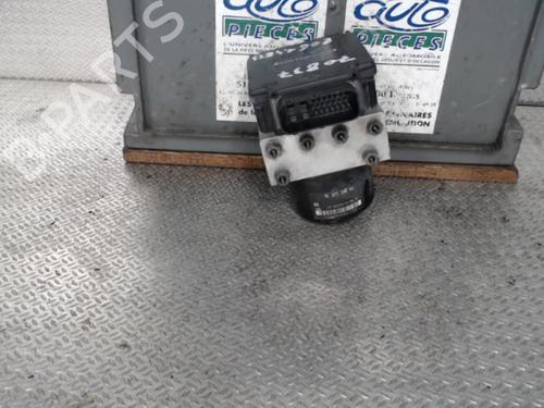 Used ABS pump PEUGEOT 206 Hatchback (2A/C) 1.4 i (75 hp) 30483477